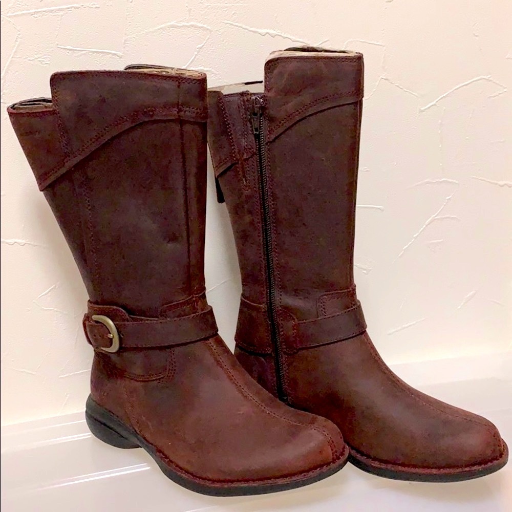 NWOT! Merrell Brown Leather Boots